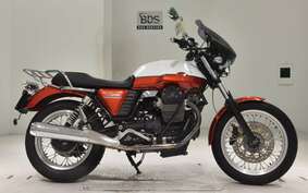 MOTO GUZZI V7 SPECIAL 2013