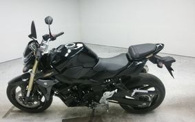 SUZUKI GSR750 2012 C5111