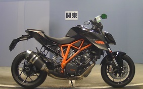 KTM 1290 SUPER DUKE 2015 V3940