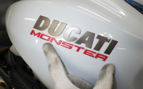 DUCATI M1200 S 2018