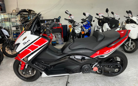 YAMAHA T-MAX 530 2015 SJ12J