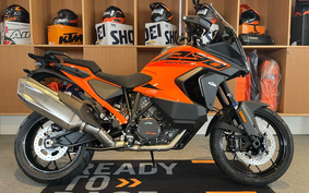 KTM 1290 SUPER ADVENTURE S 2024 V7940