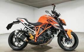 KTM 1290 SUPER DUKE R 2015 V3940