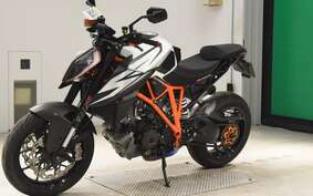 KTM 1290 SUPER DUKE R 2019 V3940