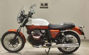 MOTO GUZZI V7 SPECIAL 2013