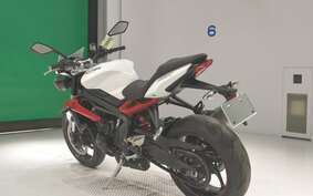 TRIUMPH STREET TRIPLE R 2015