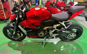 DUCATI STREETFIGHTER V2 2022 3F00A