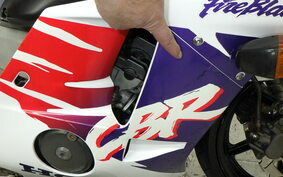 HONDA CBR250RR MC22