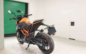 KTM 390 DUKE 2024