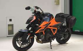 KTM 1290 SUPER DUKE R 2021