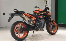 KTM 890 DUKE GP 2023