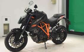 KTM 1290 SUPER DUKE R 2015 V3940