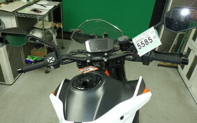 KTM 890 DUKE R 2020