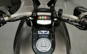 DUCATI DIAVEL STRADA 2013 G102JB