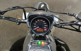 SUZUKI BOULEVARD 400 2006 VK55A