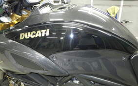 DUCATI DIAVEL Carbon 2012 G100A