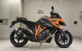 KTM 1290 SUPER DUKE GT 2022 V6940