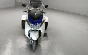 SUZUKI SKYWAVE 250 Trike (Burgman 250 Trike) CJ43A