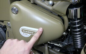 ROYAL ENFIELD CLASSIC 500 EFI 2021