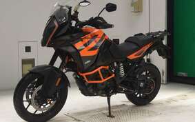 KTM 1290 SUPER ADVENTURE S 2021