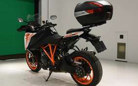 KTM 1290 SUPER DUKE GT 2019