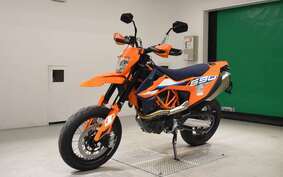 KTM 690 SMC R 2024