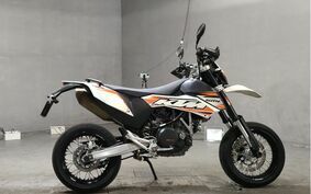 KTM 690 SMC 2011 LSS