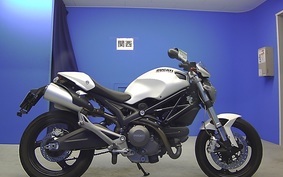 DUCATI MONSTER 696 + 2010 M500A