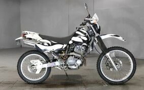 SUZUKI DR250R SJ45A