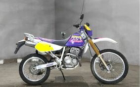 SUZUKI DR250R SJ45A