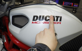 DUCATI MONSTER 796 A 2011