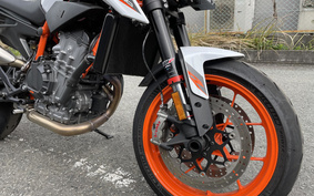 KTM 890 DUKE R 2023 TU940