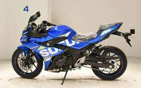 SUZUKI GSX250RA