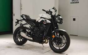 TRIUMPH STREET TRIPLE R 2024