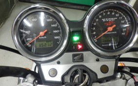 HONDA CB400SF VTEC SPEC 2 2002 NC39