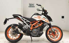 KTM 390 DUKE 2018 JPJ40