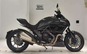 DUCATI DIAVEL Carbon 2011