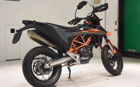 KTM 690 SMC R 2024