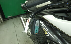 TRIUMPH SPEED TRIPLE RR 2023 3P02SC