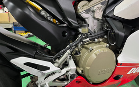 DUCATI 1199 PANIGALE TRICOLOR S 2012 H802J