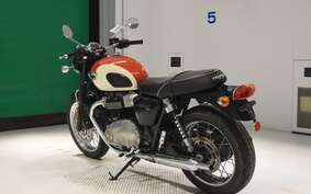 TRIUMPH BONNEVILLE T100 2018