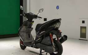 KYMCO VJR125 i