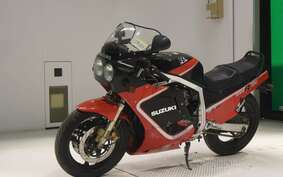 SUZUKI GSX-R750 1988 GR71G