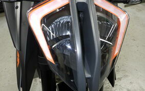 KTM 1290 SUPER DUKE R 2020 V3940