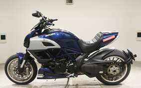 DUCATI DIAVEL 2013 G102J