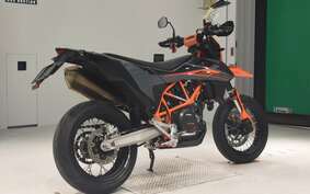 KTM 690 SMC R 2023