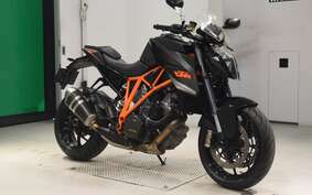 KTM 1290 SUPER DUKE R 2015 V3940