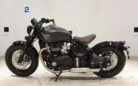 TRIUMPH BONNEVILLE BOBBER 2022 AD84HW