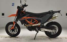 KTM 690 SMC R 2023