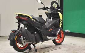 APRILIA SR GT125